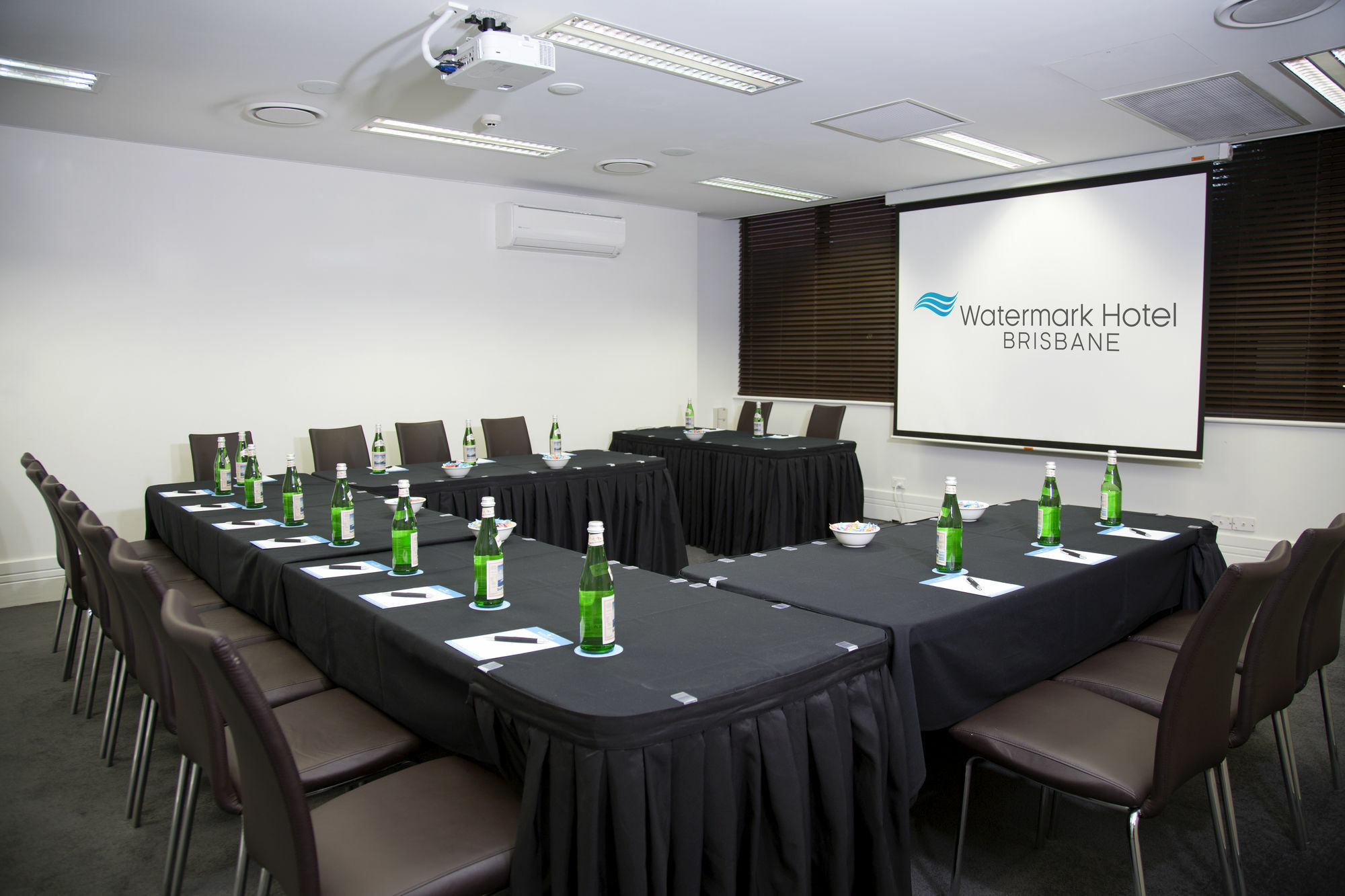 The Park Hotel Brisbane Esterno foto